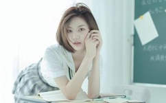 他解开我奶罩吸我奶